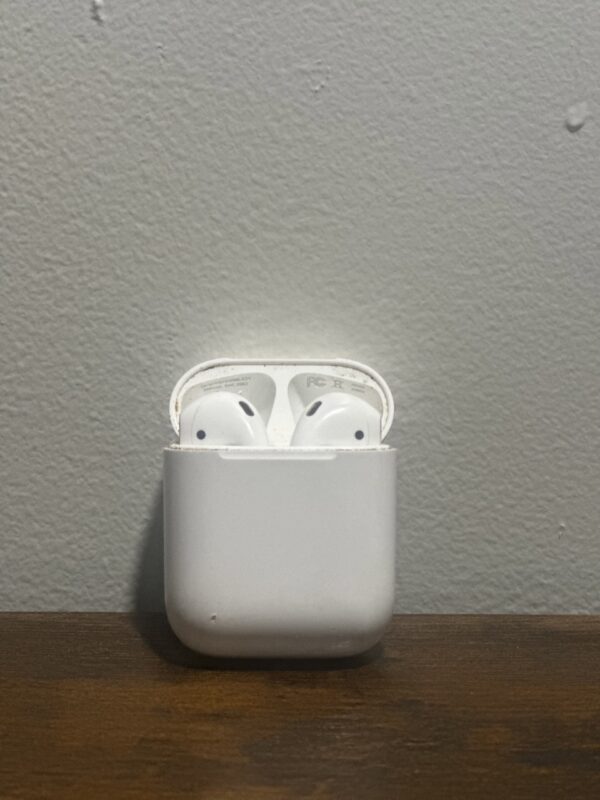 Apple AirPods 1st Gen