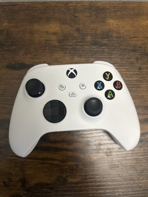 Microsoft - Xbox Wireless Controller for Xbox Series X, Xbox Series S, Xbox One, PCs